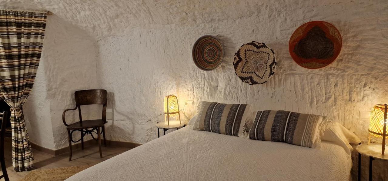 Villa Cueva De La Higuera Guadix Esterno foto