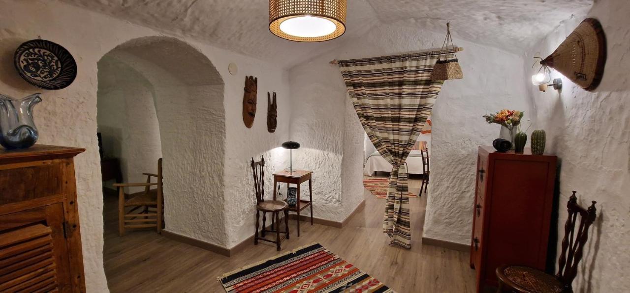 Villa Cueva De La Higuera Guadix Esterno foto