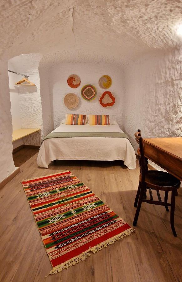 Villa Cueva De La Higuera Guadix Esterno foto