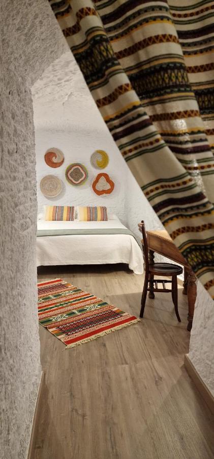 Villa Cueva De La Higuera Guadix Esterno foto